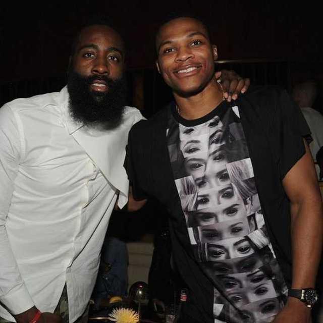 皇马在左肋 皇马在左肋